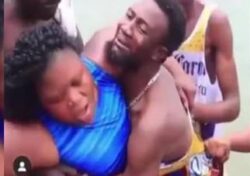 Tension As Couple Gets Stuck In Each Other While Having S3x At A Lake