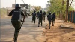 Power-Drunk SFU Policemen Manhandle Reporter In Lagos, Seize Phone, ID Card