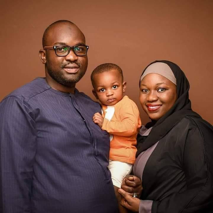 Nigerian man and pregnant wife die in ghastly motor accident, 3-year-old son survives 