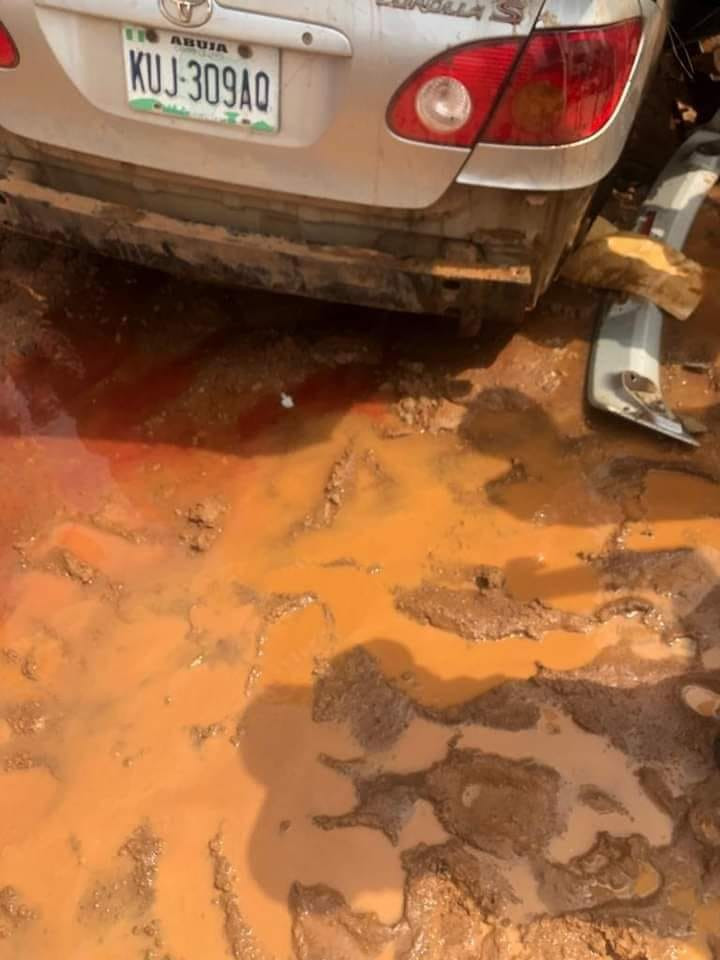 Nigerian man and pregnant wife die in ghastly motor accident, 3-year-old son survives 