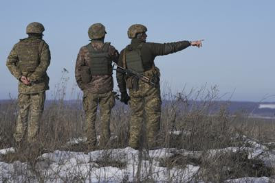 Ukraine crisis: Russia says diplomatic solution still possible