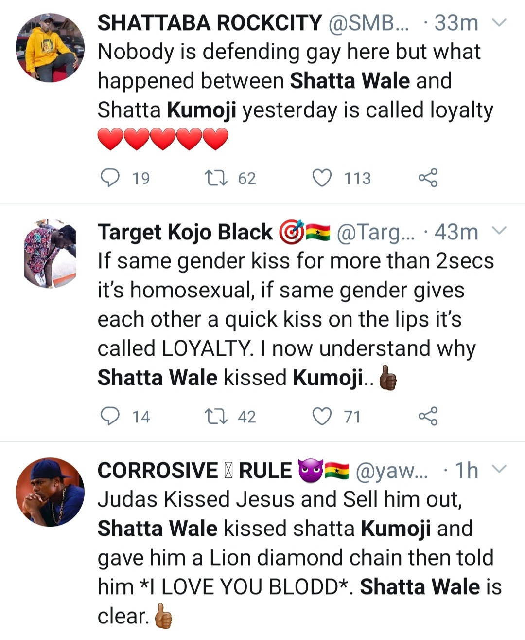 Shatta Wale seen kissing his male security guard Shatta Kumoji on the mouth after gifting him one of his diamond neck chains (video)