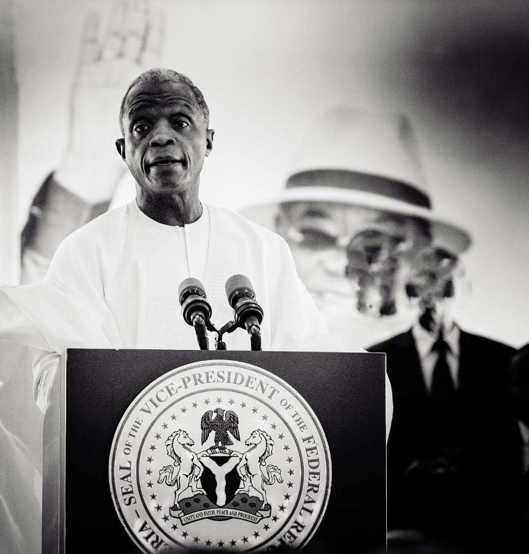 VP Yemi Osinbajo, state governors, others attend funeral of former Oyo state governor, Christopher Alao-Akala (photos)