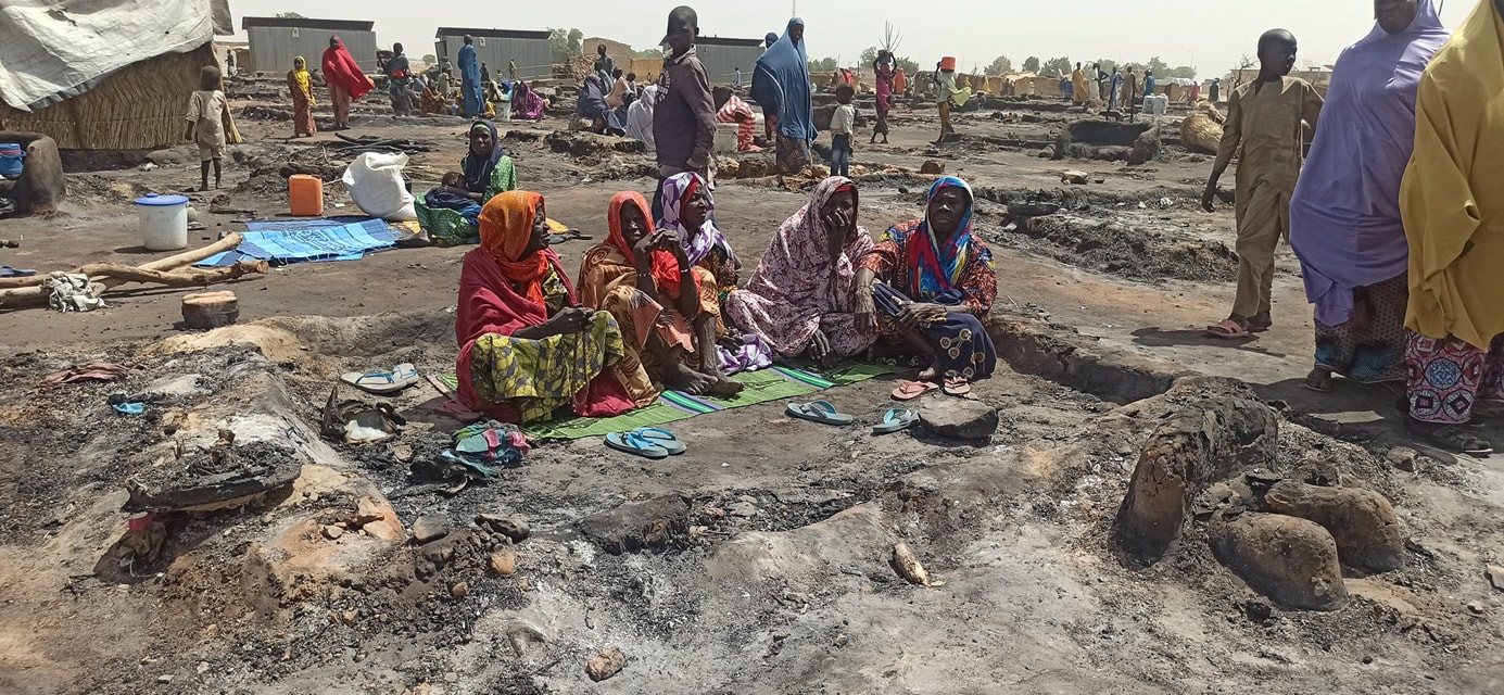 Four dead, many injured as fire razes IDP camp in Borno (photos)