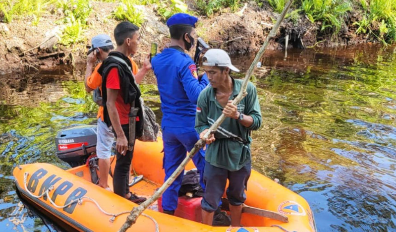 Body of missing dad found in river being eaten by huge?crocodile (video)