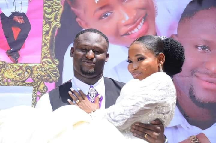 Former secondary school teacher marries his former student in Delta (photos)