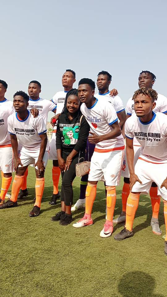 NPFL: Akwa United player proposes to his girlfriend on pitch 