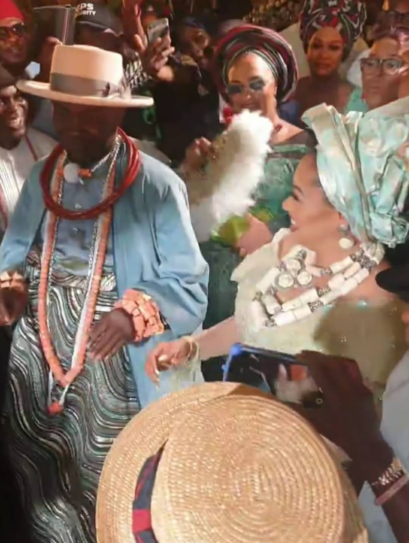 Guests barred from spraying money as Kogi politician Natasha Akpoti weds Warri Chief, Emmanuel Uduaghan (photos/Video)