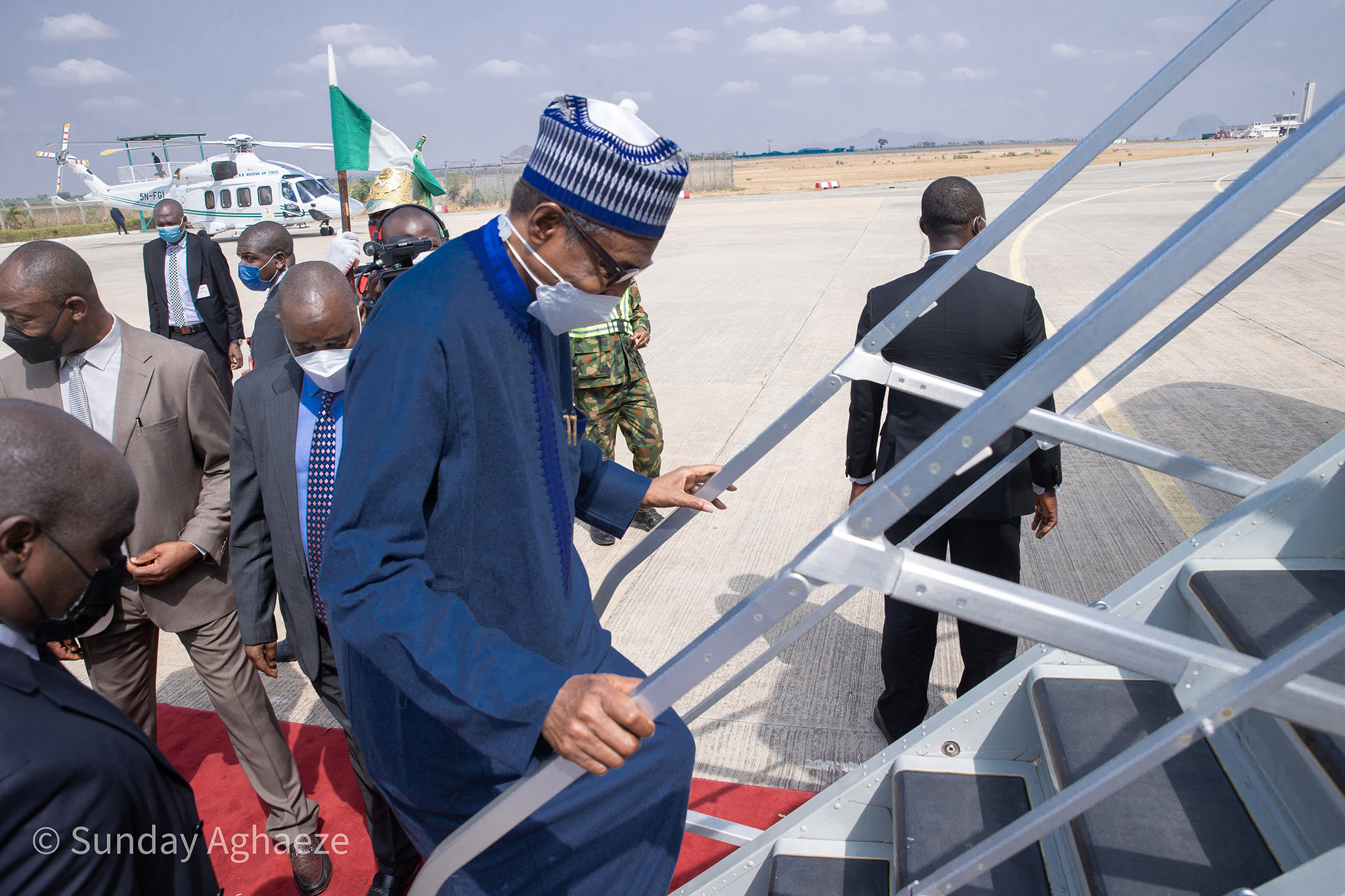 President Buhari departs Nigeria for his medical checkup in the UK (Photos)