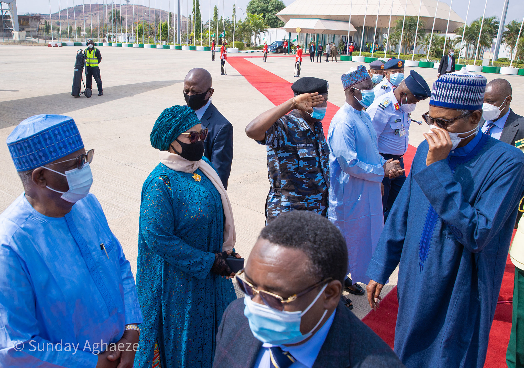 President Buhari departs Nigeria for his medical checkup in the UK (Photos)