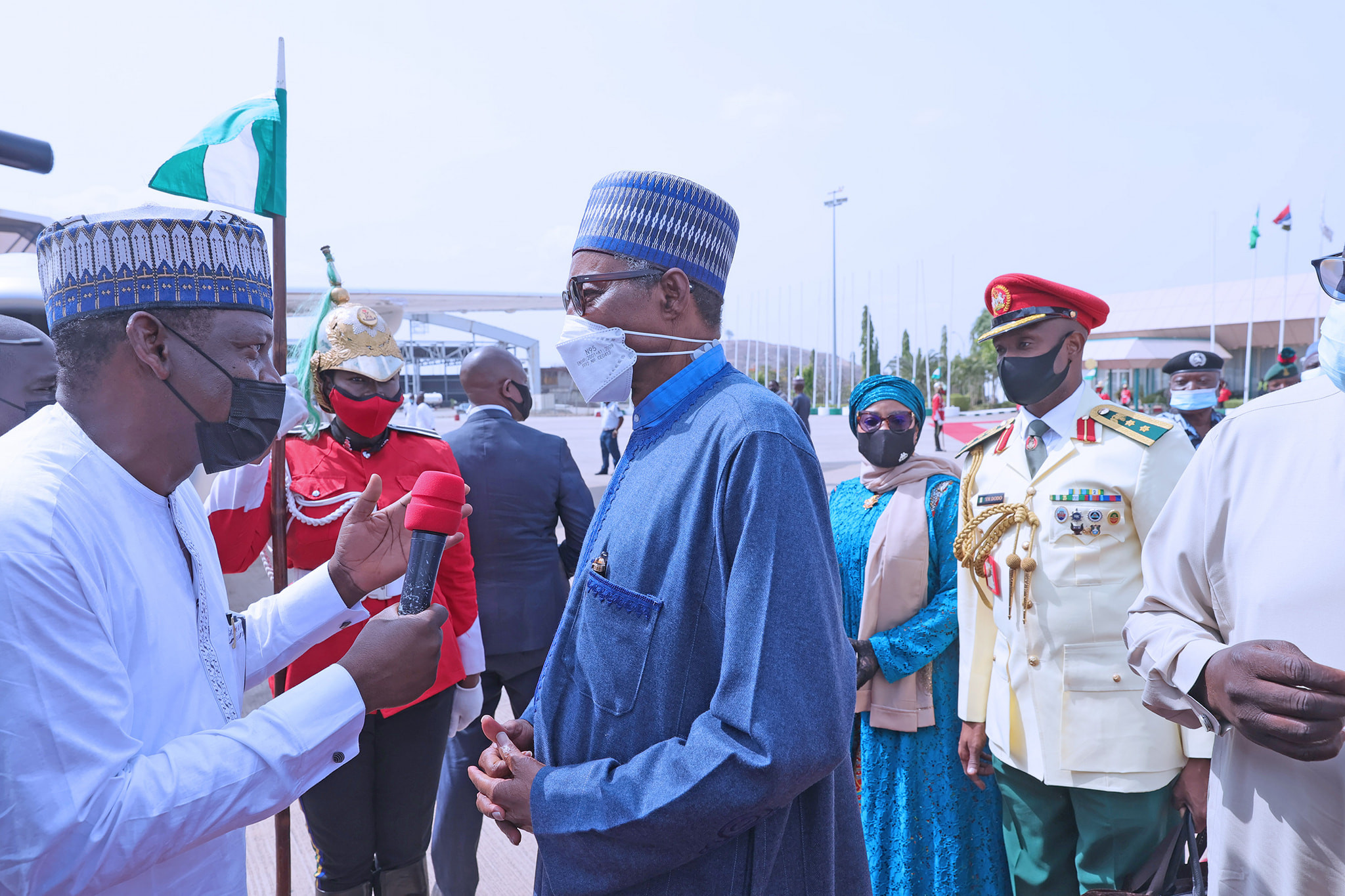 President Buhari departs Nigeria for his medical checkup in the UK (Photos)