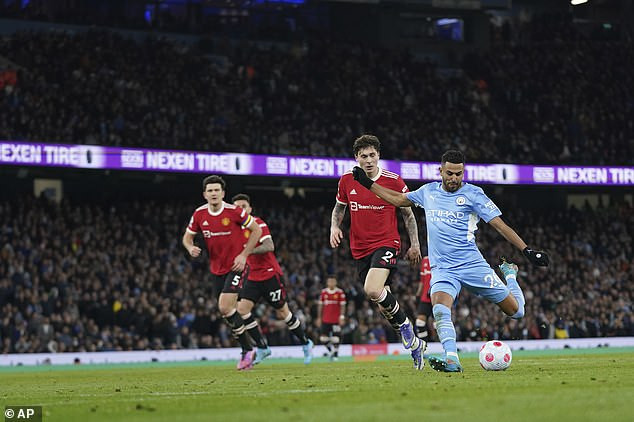 English premier league: Manchester City thrash Manchester United 4-1 (As it happened)