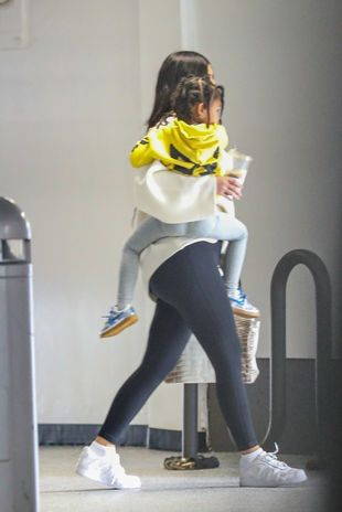 Kylie Jenner seen for the first time since giving birth to son (photos)