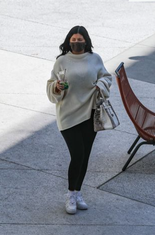 Kylie Jenner seen for the first time since giving birth to son (photos)