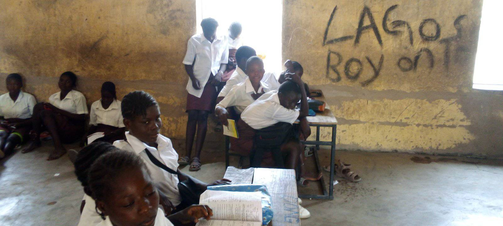 Photos of a dilapidated school in Adamawa community where most students sit on bare floor and windows during lectures 