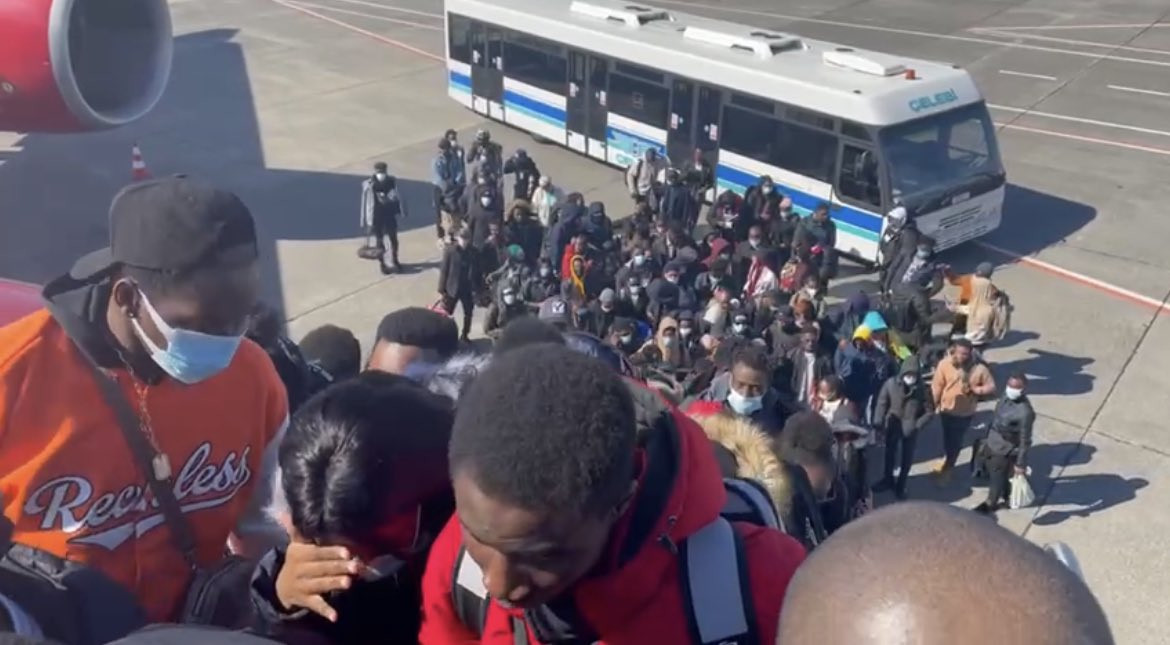 Photos of Nigerian students stranded in Sumi being evacuated to Nigeria 