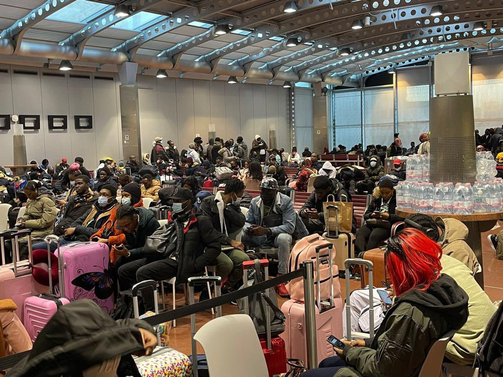 Photos of Nigerian students stranded in Sumi being evacuated to Nigeria 