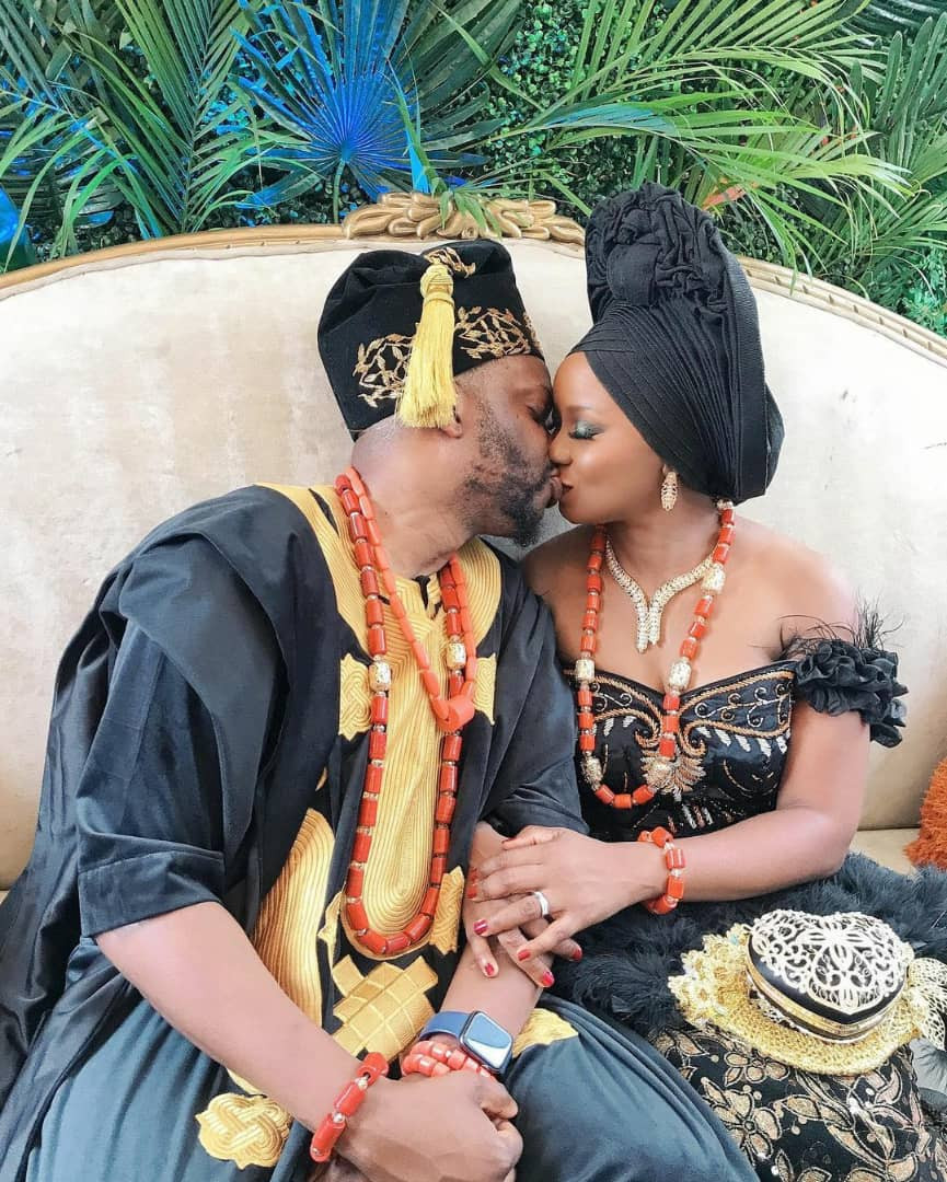 Nikki Laoye and Rooftop MC are married! See photos from their wedding 