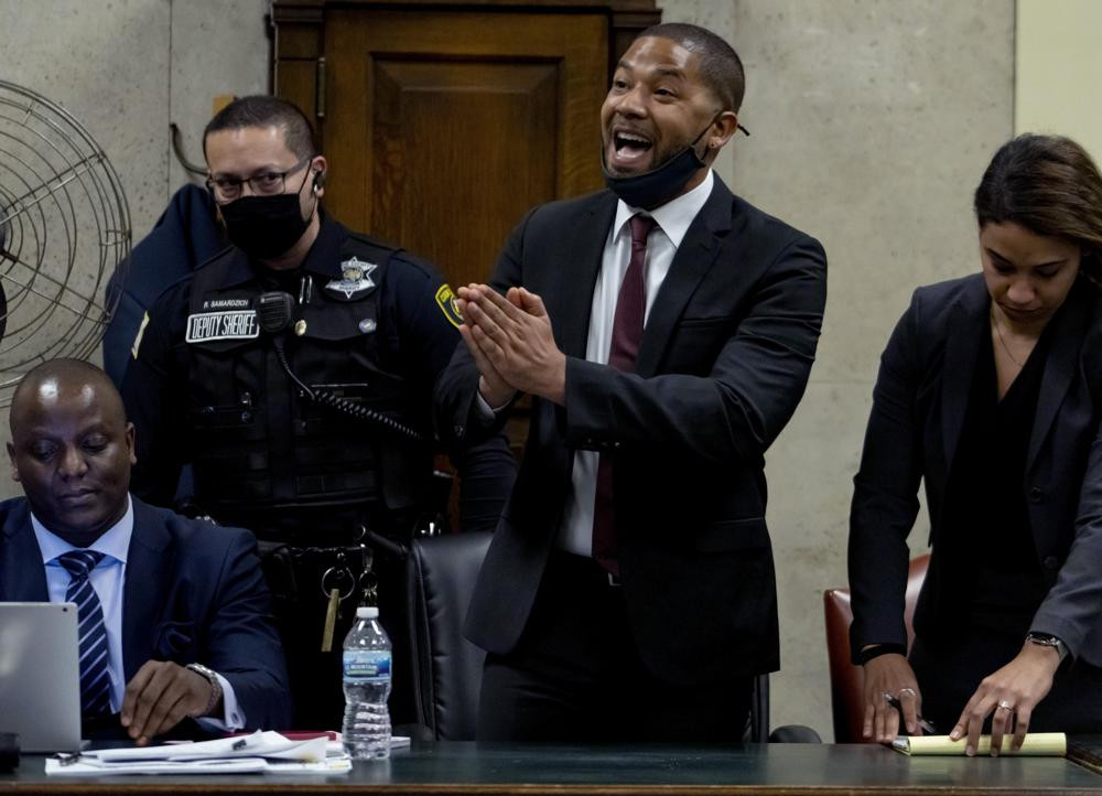 Actor Jussie Smollett sentenced to 150 days in jail for staging hate crime against himself (video)